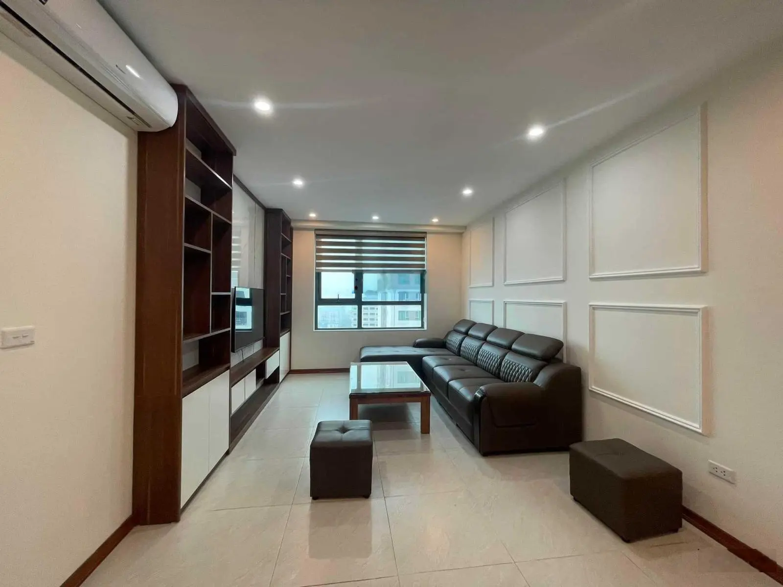 Bán CH 3PN BC đông view thoáng , full nội thất mới đẹp chỉ việc xách vali về ở Kim Ngân 0981 582 ***