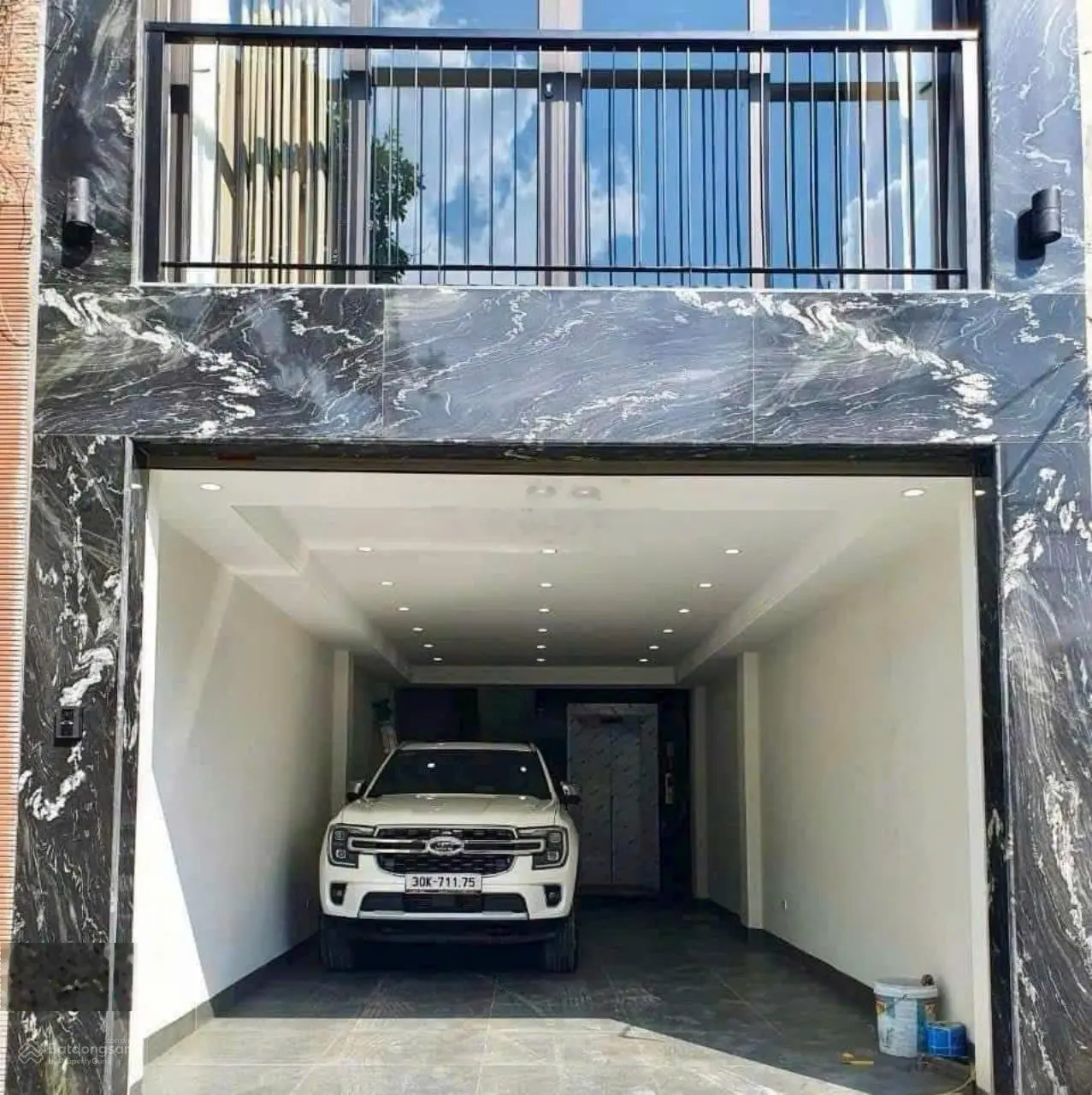 Phúc Xá Mới, Ba Đình, siêu kinh doanh, ô tô 45 chỗ đỗ cửa, đường đẹp mới làm, 50m2, 10.9 tỷ