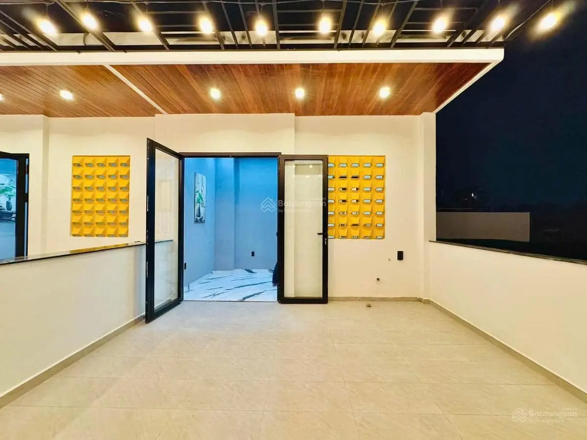 Nhà mặt tiền đường Phan Văn Trị, Phường 7, Quận 5. DT 60,2m2. Đang cho thuê 17tr/tháng