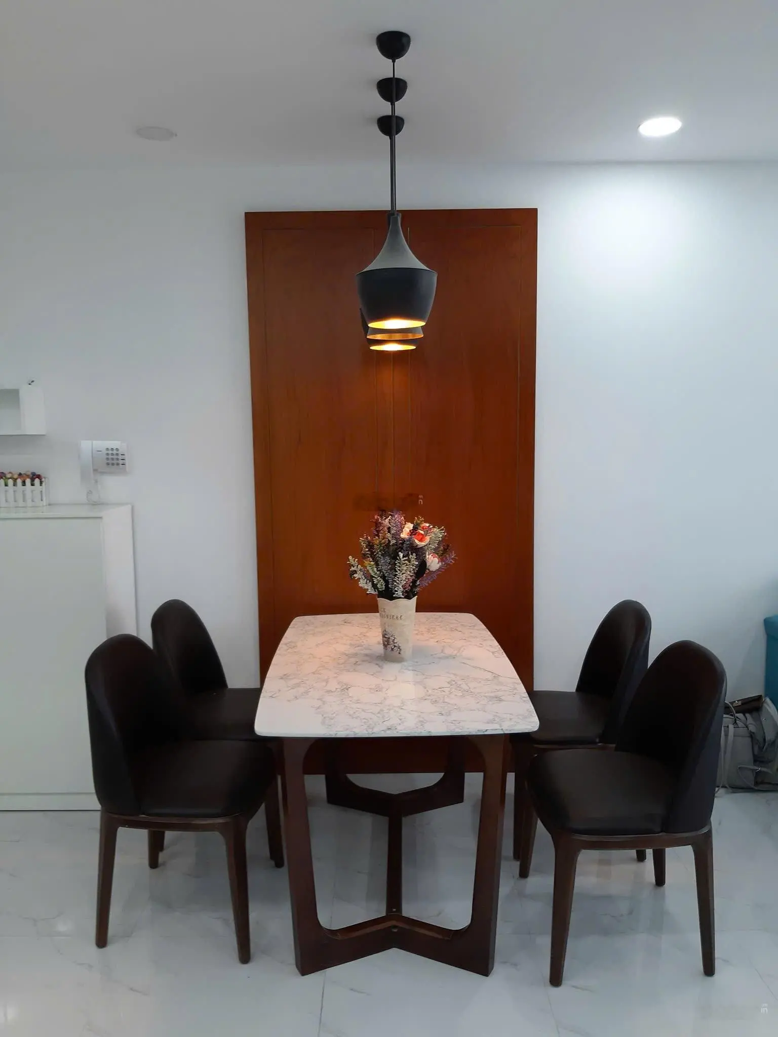 Cần bán căn hộ Tân Hương Tower, Q. Tân Phú, 86m2, 2 PN + 2WC. Giá 1.98 tỷ. LH: 0938,993,973