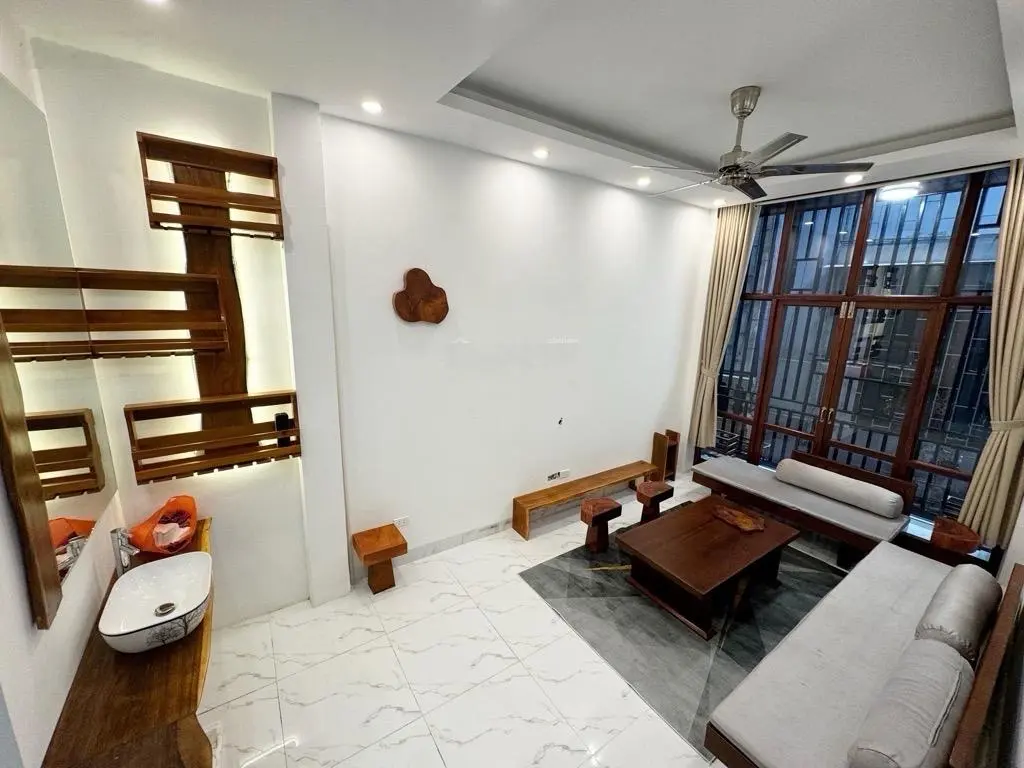 Bán nhà đẹp Khương Trung - Thanh Xuân - Sát Ngã Tư Sở hơn 150m - DT 50m2 Giá 9.95 Tỷ