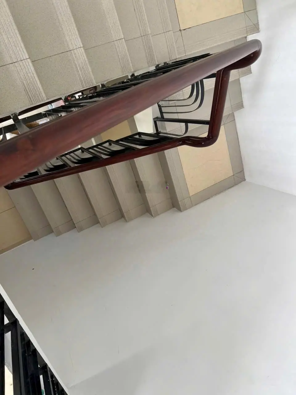 Biệt thự góc 2 mặt tiền view sông đối diện công viên. DT: 209m2(13x20m). Giá 17.2 tỷ có thương lươg