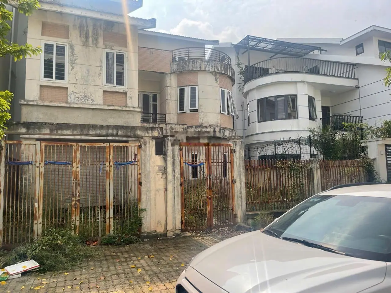Nhà biệt thự liền kề tân tây đô 204m , 3 tầng