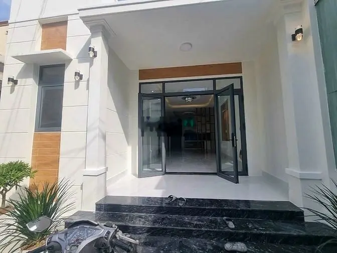 Bán nhanh nhà mới đường thông Ô Tô, Gần Công Viên B5 Tân Hiệp