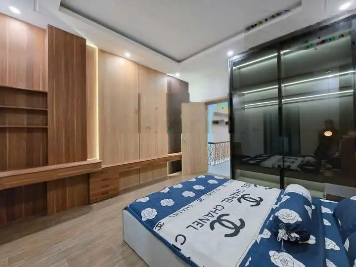Định cư úc cần bán nhà bà hạt, quận 10-giá:3.2tỷ/76.8m2(4.8x16m). sổ sẵn. đang cho thuê 24 triệu