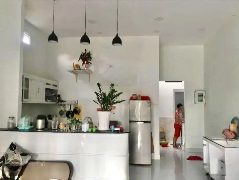 Nắm chủ nhà cấp 4 dòng tiền sẵn kế bên vinhomes 67m2 đường 9m chủ kẹt tiền hạ chào bán gấp