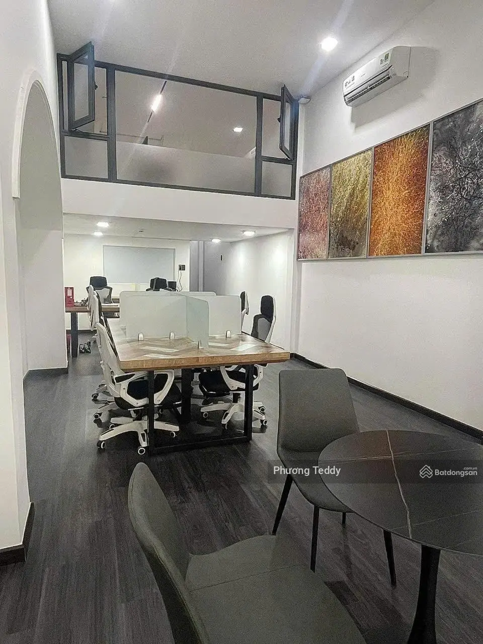 Siêu rẻ! Bán nhà ngay MT Nguyễn Bá Huân, Thảo Điền (8 x 22m, 4 tầng, HĐT 120 tr/th), giá 36.5 tỷ