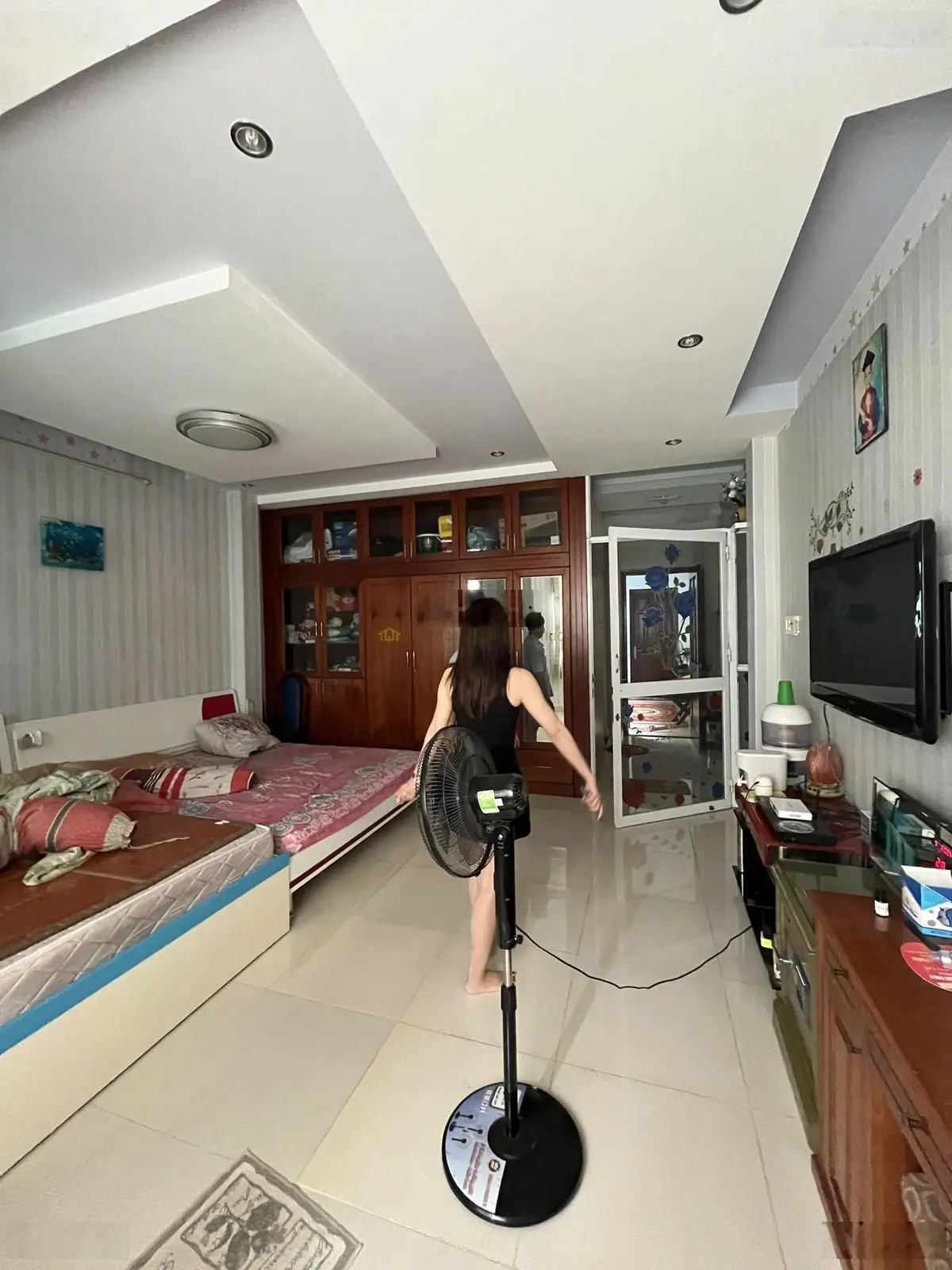 Bán nhà 5x20 (100m2) trệt 2 lầu đường số 7 giá 18 tỷ 0909 924 ***
