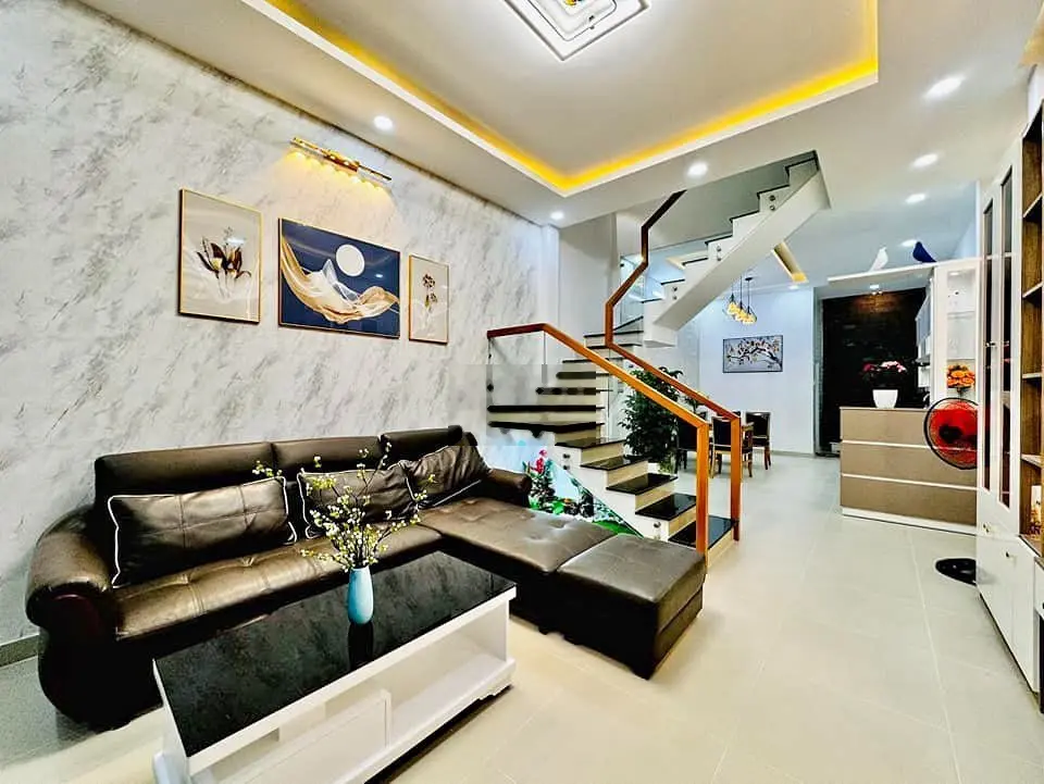 CẦN BÁN NHANH NHÀ SHR 54M2, FULL THỔ CƯ, ĐÚC KIÊN CỐ, HOÀN CÔNG ĐỦ