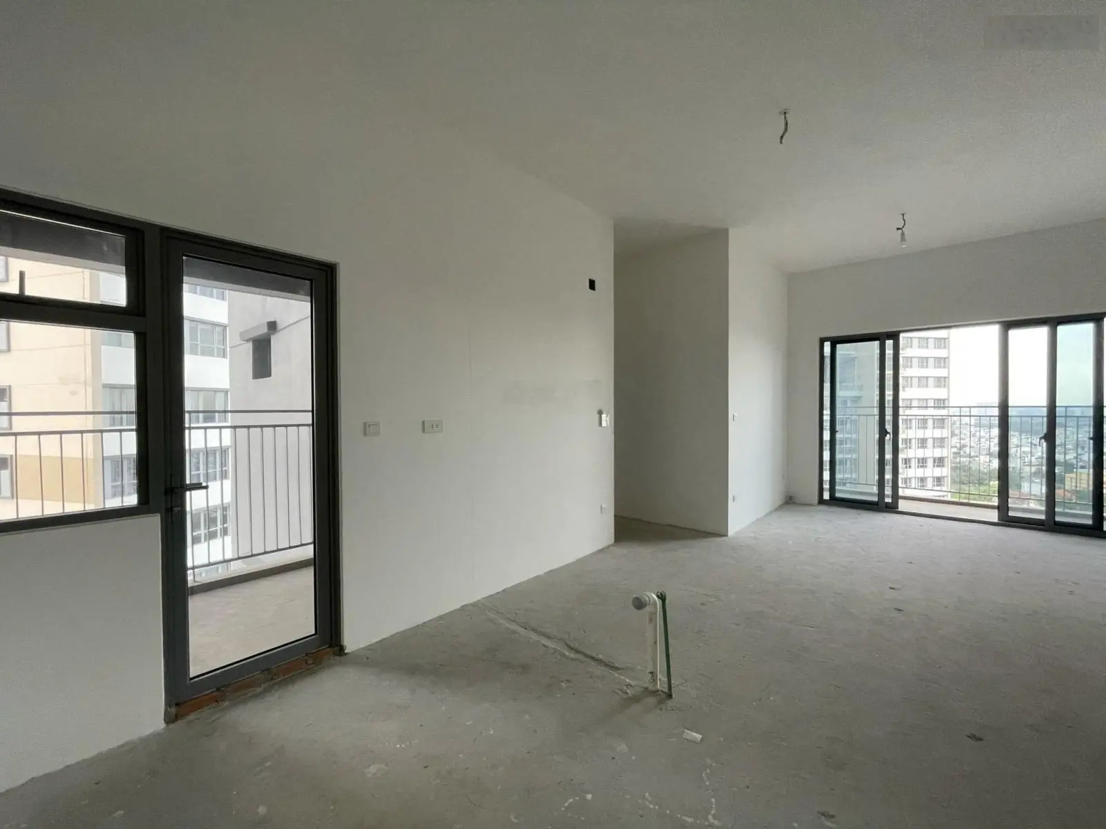 Bán Căn Nhà Thô Hiếm Palm Heights. Thiết Kế 3PN, Tầng Cao. Giá Bán Chỉ 6.8 Tỷ Bao Hết Thuế Phí