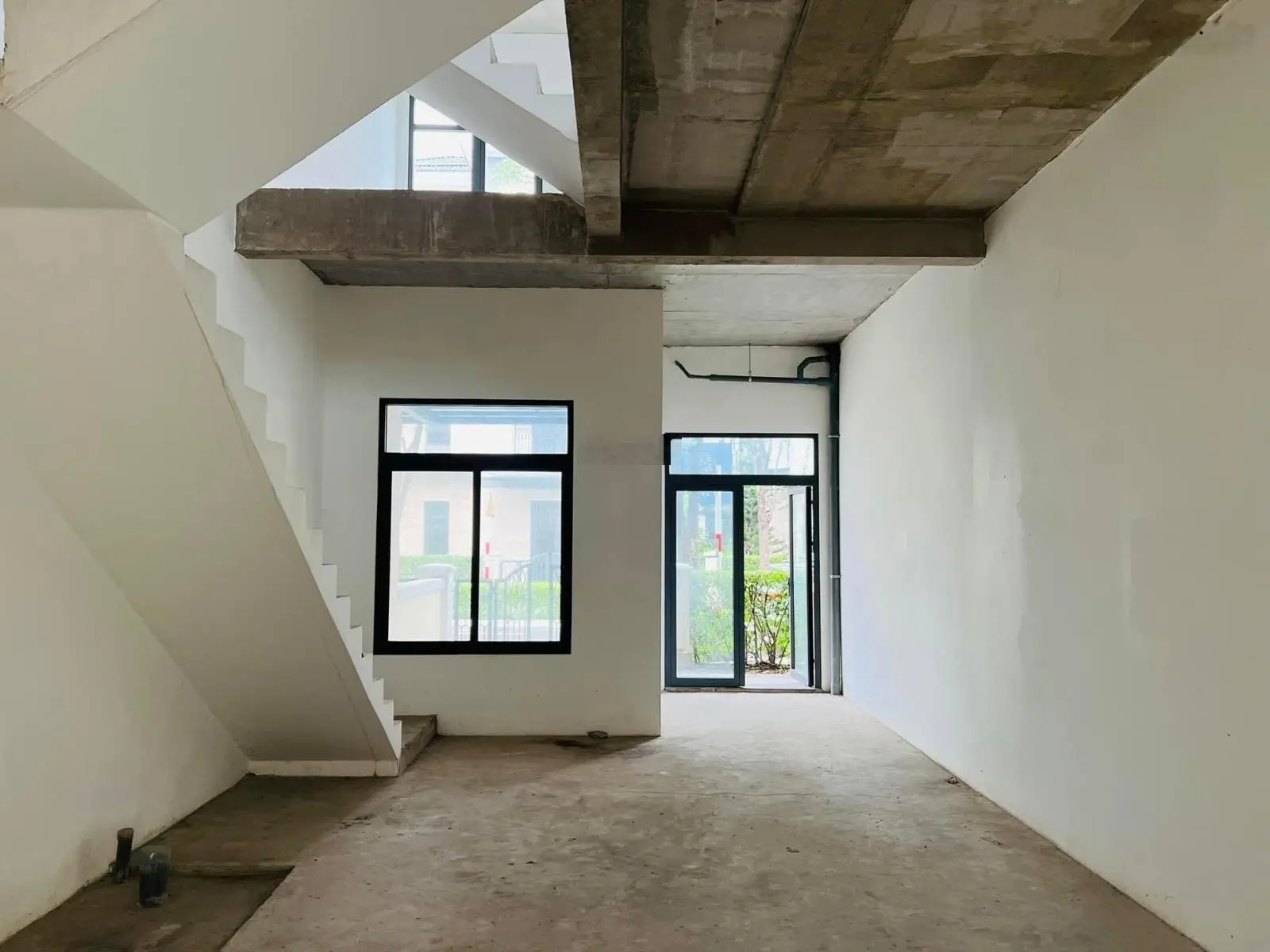 Chính chủ bán căn 133m2 - Giá chỉ 17.5 tỷ - Căn góc sân vườn. Rẻ nhất Verosa Khang Điền, Có Sổ hồng