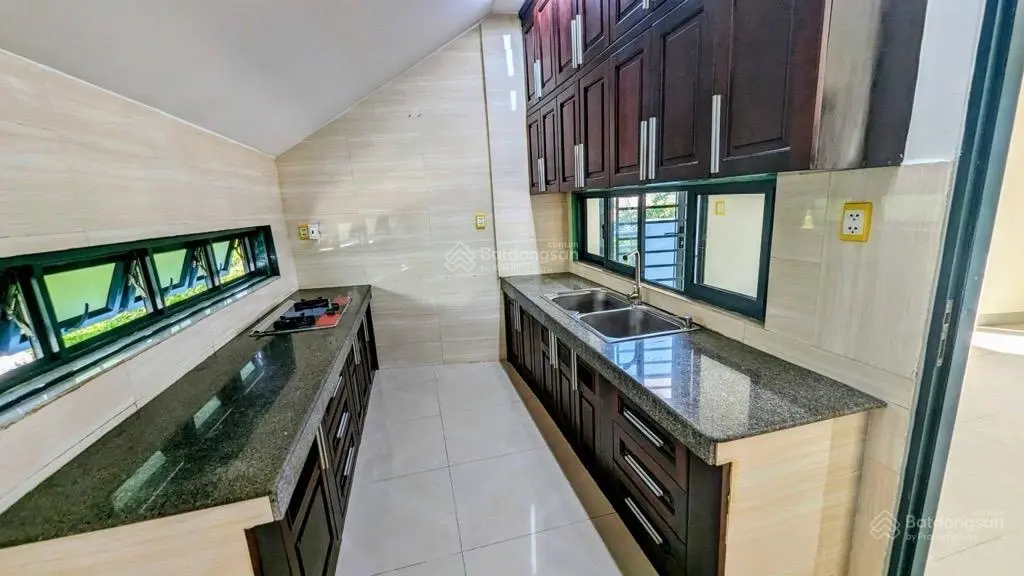 Lô góc KDC Nam Long - Nhà mới đẹp 116m2, đường 12m xe tải quay đầu sát Phú Mỹ Hưng, Quận 7, 16.9tỷ