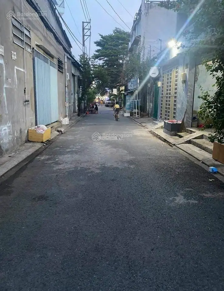 Sang nhanh nhà đẹp kinh doanh tốt 1trệt 1lầu 6x15=90m2 Hồ Ngọc Lãm An Lạc cách Võ Văn Kiệt 300m,