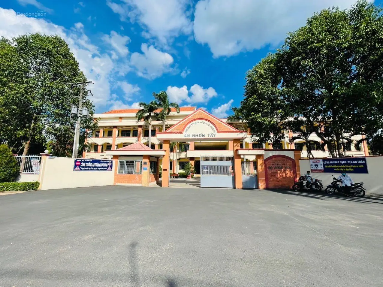 Bán đất trung tâm xã An Nhơn Tây giá 1,5 tỷ, diện tích 110 m2,