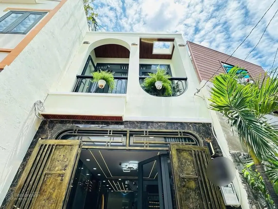 Bán NR 2PN 2WC tại Phường 6, Q6, TP. HCM giá siêu hời, 41,8m2- 1tỷ670