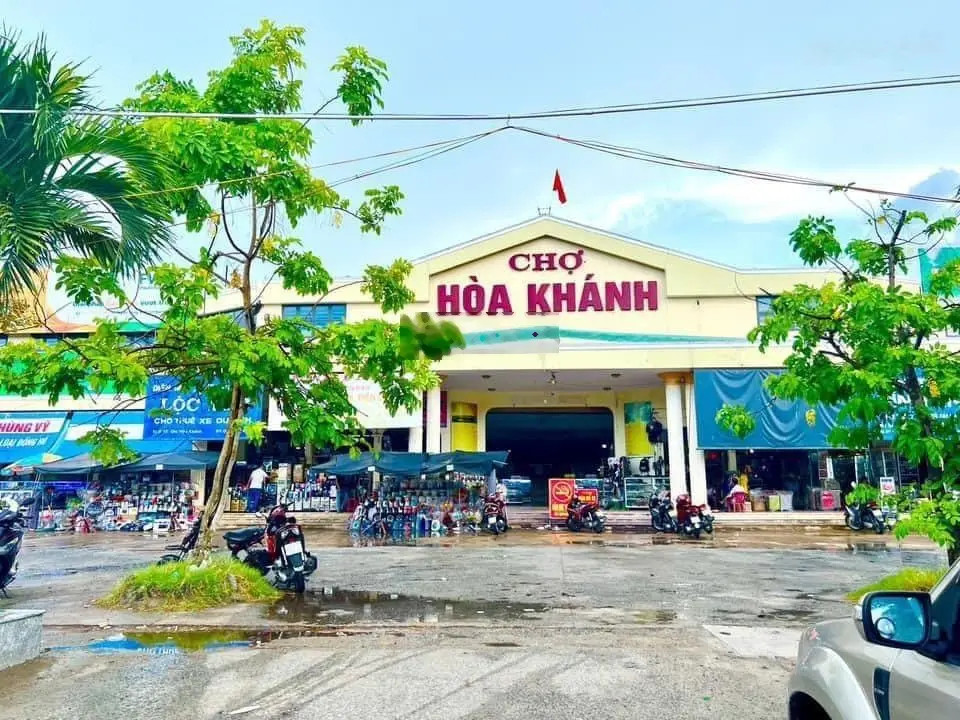 Mặt phố 450m2 Tôn Đức Thắng - đường huyết mạch thông 2 miền Bắc Nam