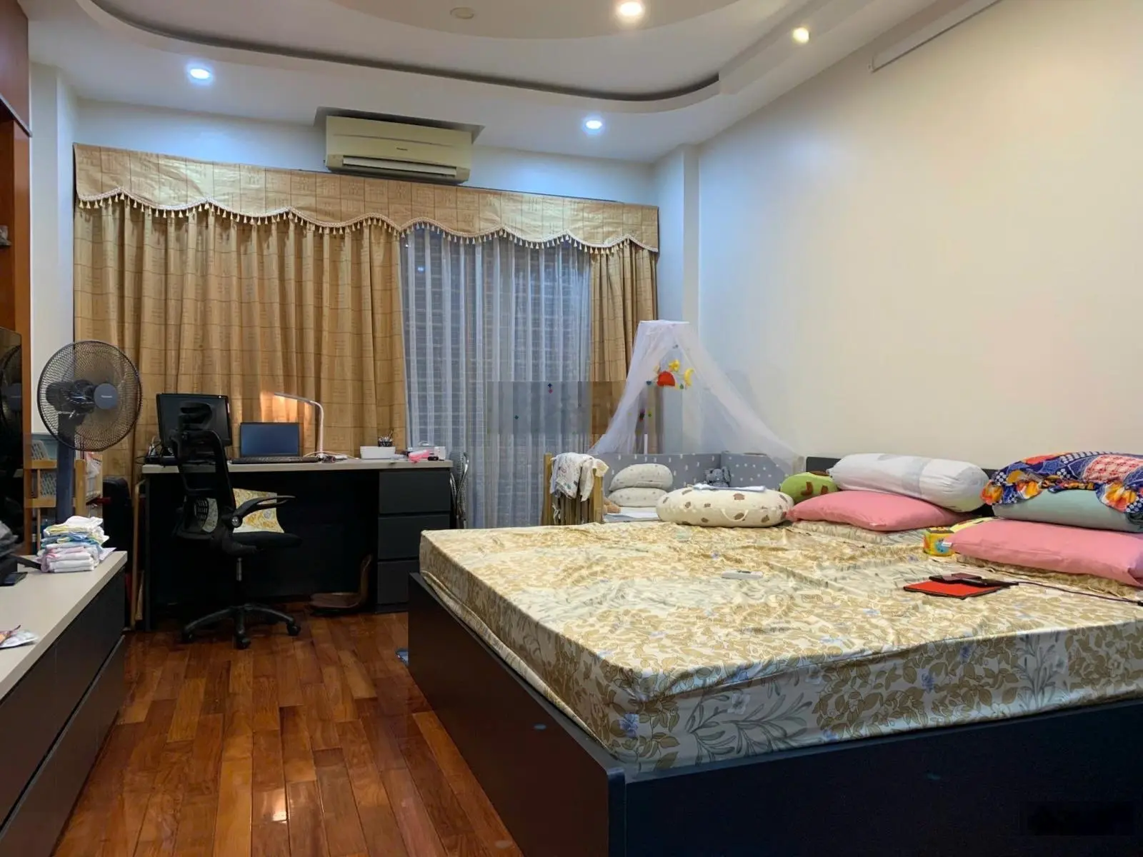 ĐẲNG CẤP NGUYỄN KHANG_PHÂN LÔ ,Ô TÔ TRÁNH_1 NHÀ RA PHỐ_KINH DOANH ĐỈNH_DÂN TRÍ CAO_AN SINH VÍP