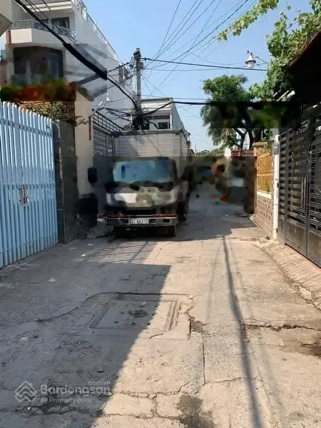 Bán nhà đúc 1 lầu, hẻm nhựa ô tô 6m thông bàn cờ, ra mặt tiền Trường Chinh 50m, Quận 12