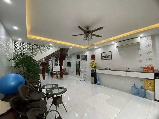 Bán nhà cầu diễn, 41m2, 5 tầng ngõ thông ô tô 7 chỗ đỗ cửa kinh doanh cho thuê siêu vip 7,9 tỷ