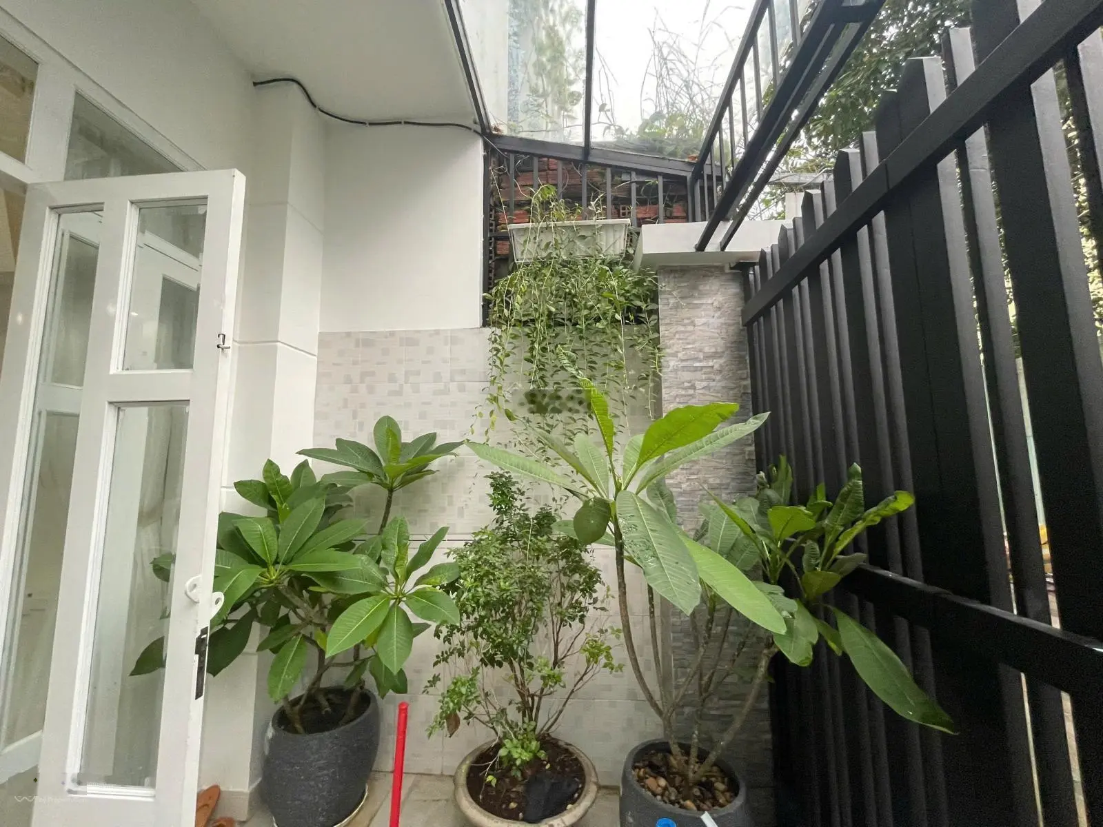 Bán nhà riêng 9,8 tỷ, 96,2 m2, 5PN, 5WC tại Đường 14, Bình Trưng Tây, Q2, HCM đẹp, nhiều tiện ích