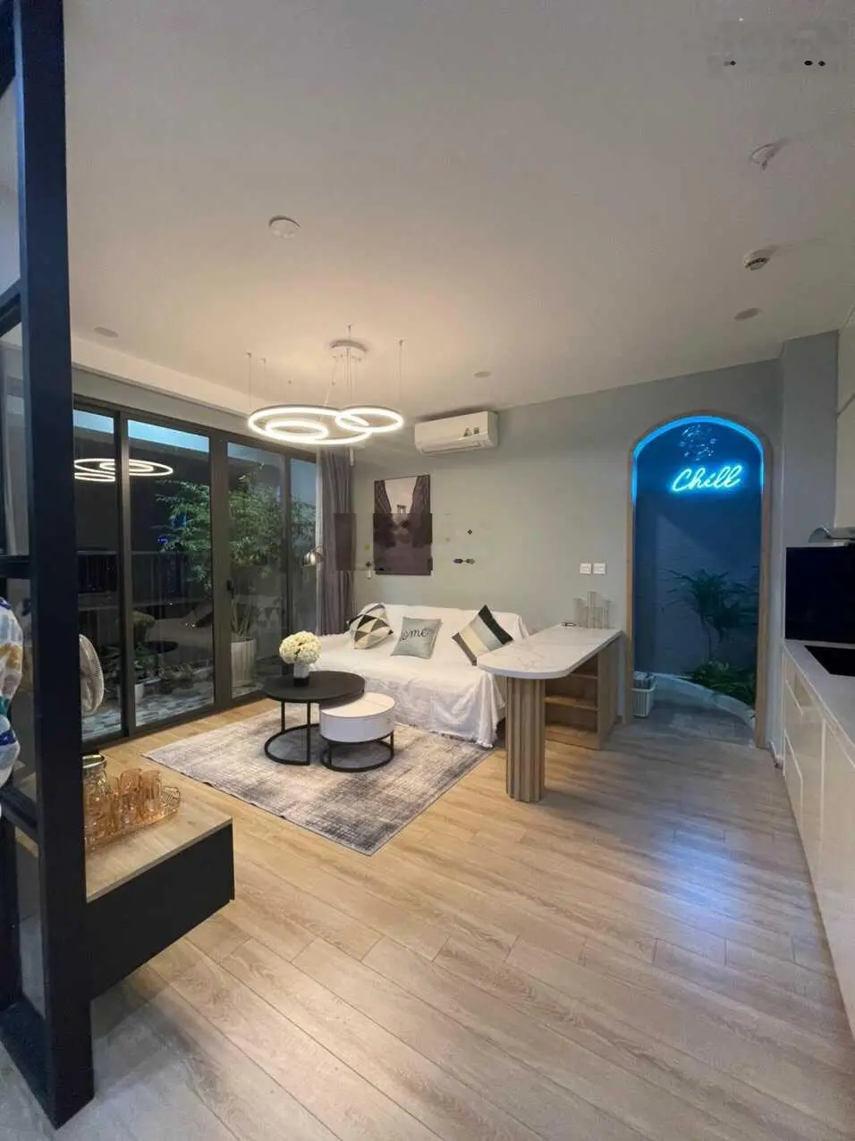 Giá thật - chính chủ bán căn 73m2, 2PN 2WC tầng trung + full NT sang xịn đẹp, 5 tỷ Bonanza
