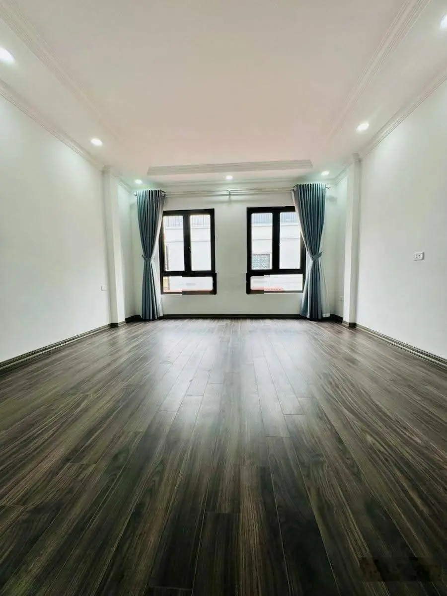 Bán nhà riêng phố Bạch Mai quận Hai Bà Trưng gần phố Huế, vị trí đẹp 5 tầng mới rộng giá cực tốt...
