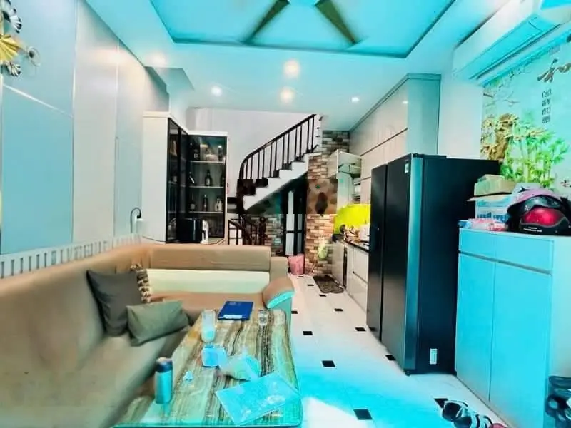 BÁN NHÀ NGUYỄN KHANG - CẦU GIẤY - LÔ GÓC - NHÀ MỚI ĐẸP - 30M RA PHỐ- 32M*5TẦNG*MT4M* CHỈ 5 TỶ NHỈNH