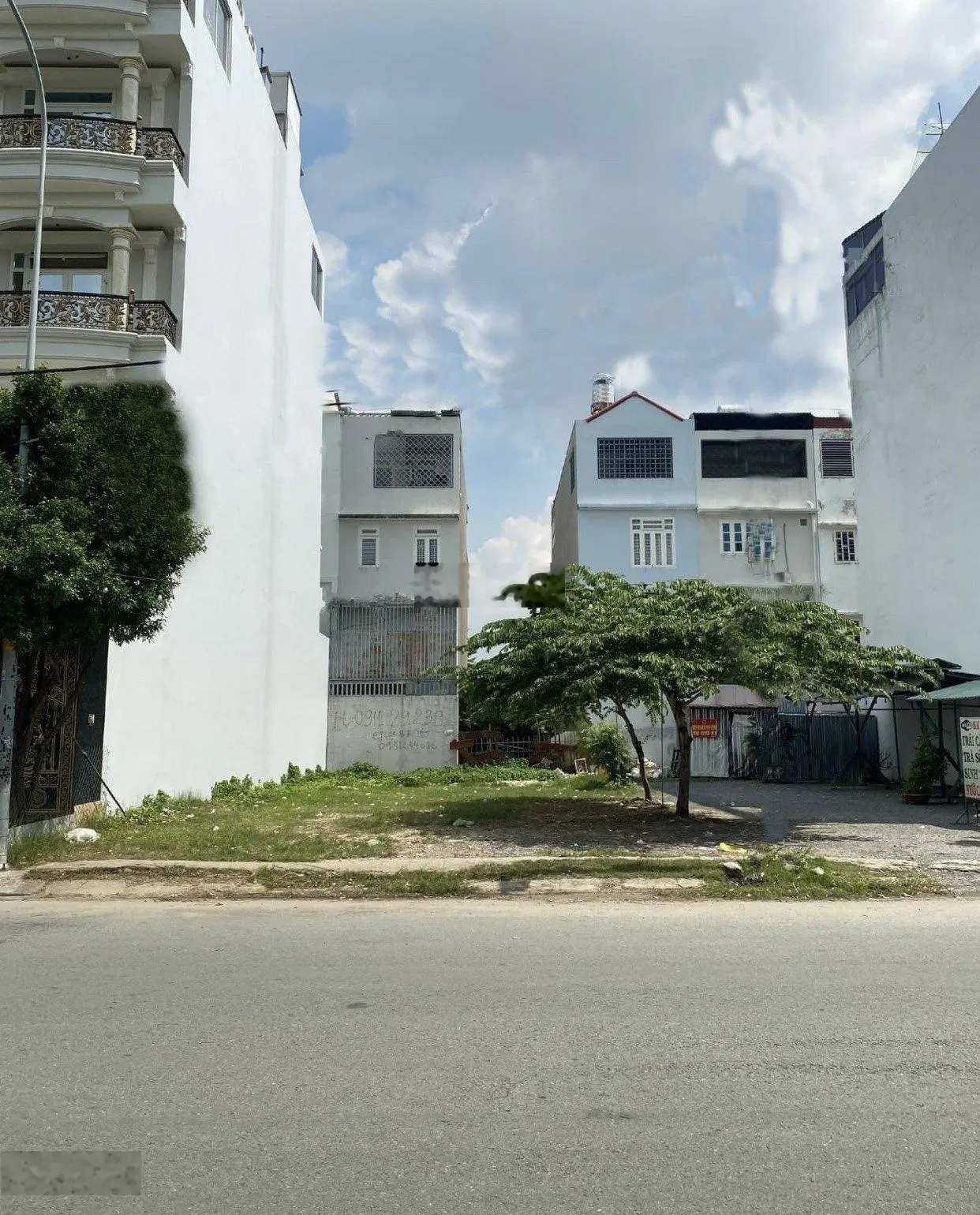 Mặt tiền đường chính hà huy giáp, 178m2 giá 1 tỷ 6, ngay chợ văn hải , shr !