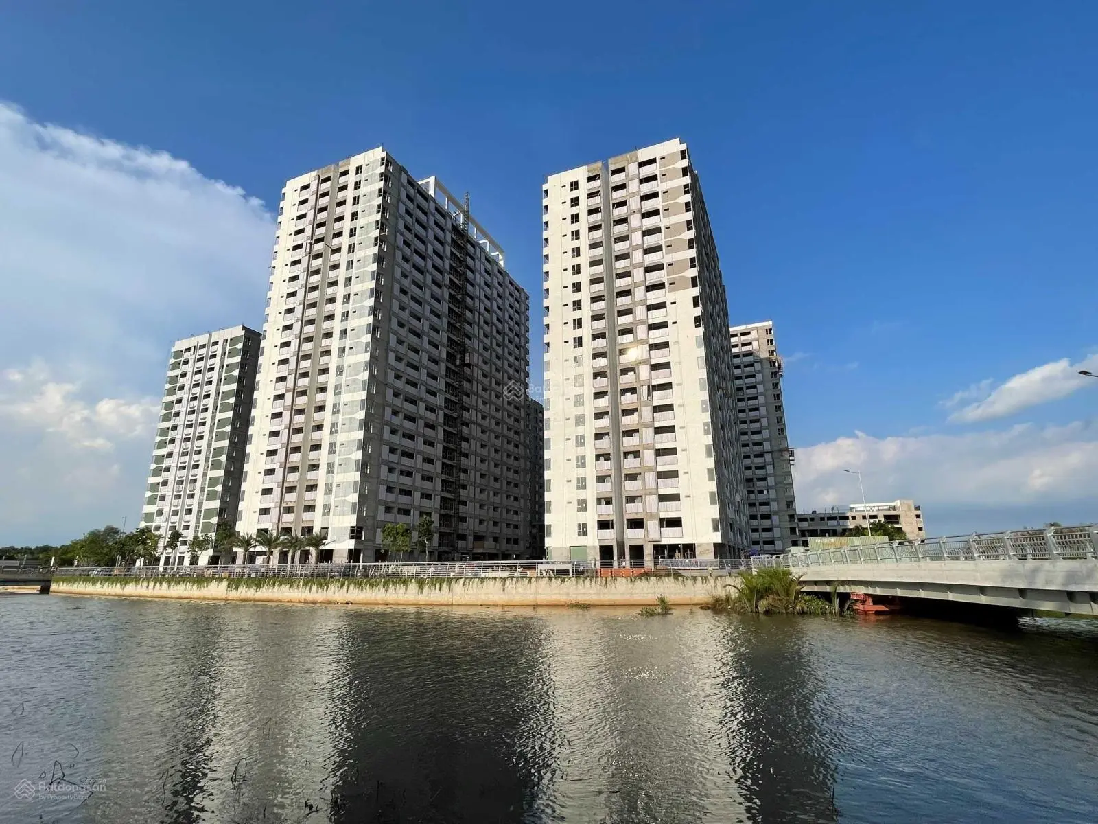 Quỹ căn chuyển nhượng độc quyền giá tốt MT Eastmark City 1PN từ 2,4 tỷ, 2PN từ 2,8 tỷ, 3PN từ 3,5tỷ