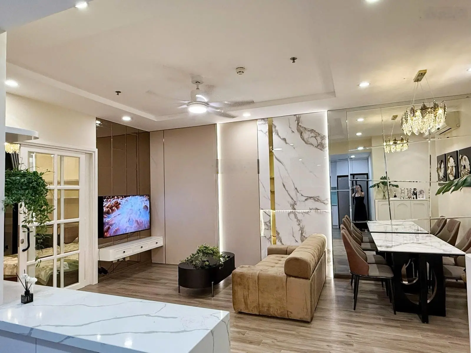 chuyển căn lớn cần Bán 2 sáng ngủ diện tích 83m nhà sửa đủ đồ đẹp view nhạc nước lh em 0974 532 ***