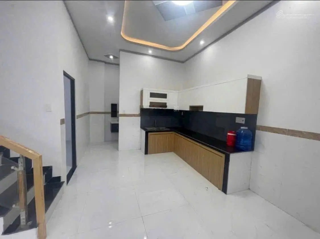 Bán nhà đẹp tại Nguyễn Cửu Phú, Tân Kiên, Bình Chánh, 950 triệu, 93.9m2