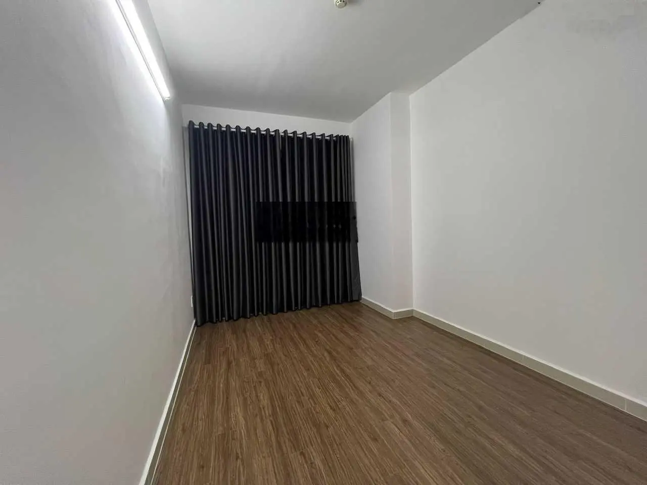 Bán Căn Topaz City 2PN-2WC MT Tạ Quang Bửu P5 Q8