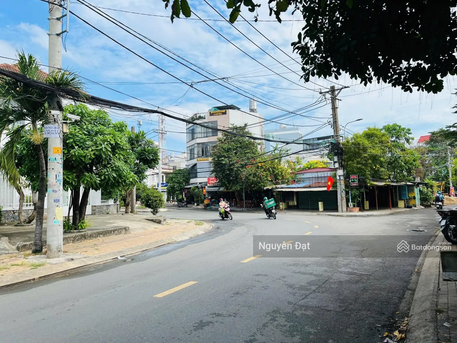 Nhà 3 tầng hẻm nhựa 7m thông 80m2 giá nhỉnh 9,5 tỷ, ngay công viên cách Hoàng Diệu 200m