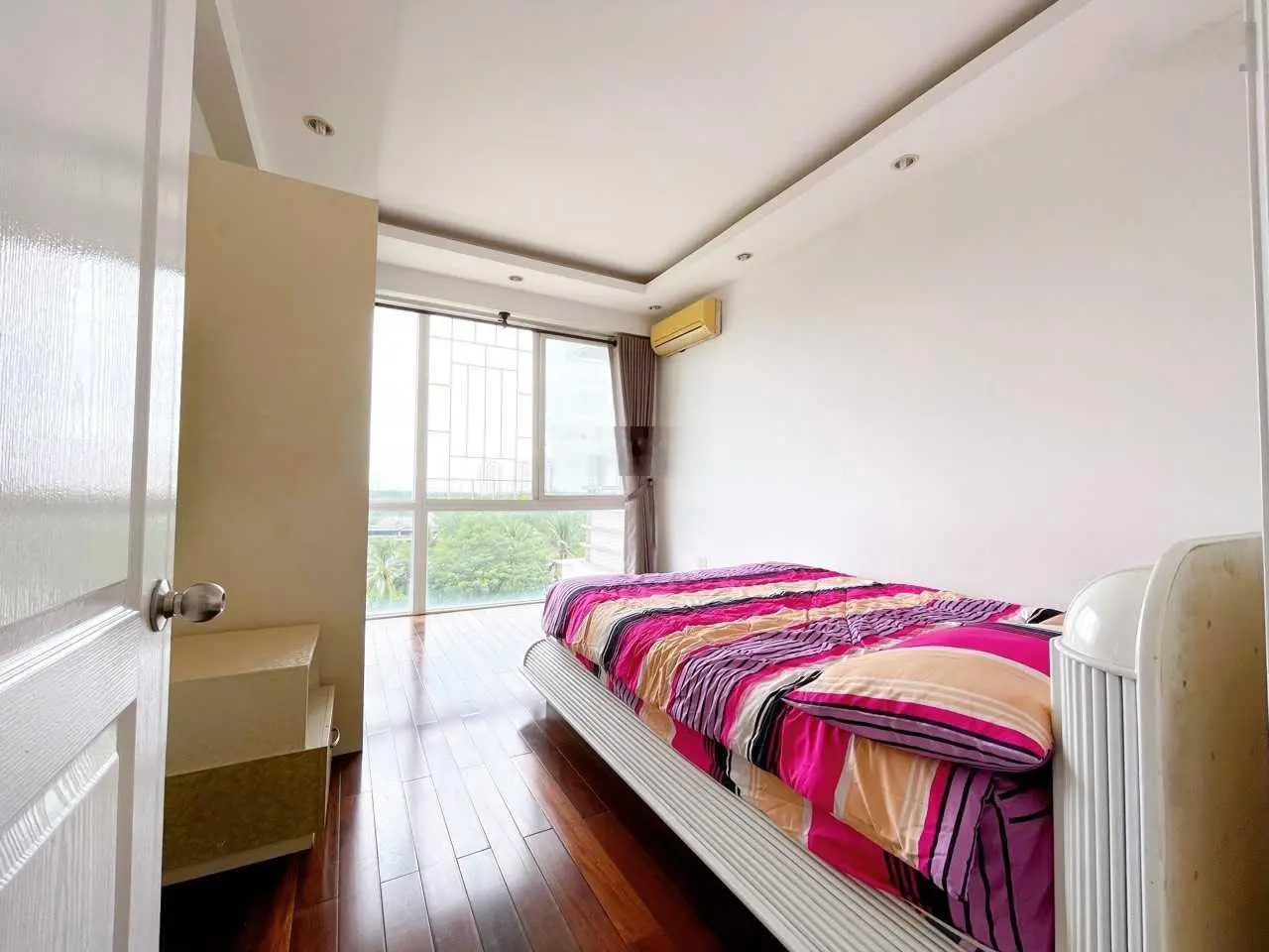 Cần bán căn góc Grand View Vòng Cung 3PN view trực diện sông