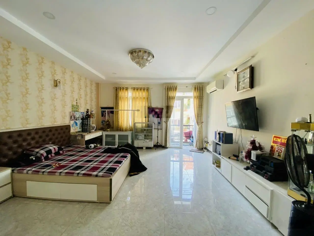 Chỉ 11,2 tỷ - Nhà mới 5 tầng ngang 5m - HXH 6m ô tô quay đầu - 20m ra MT Bạch Đằng P2 QTB