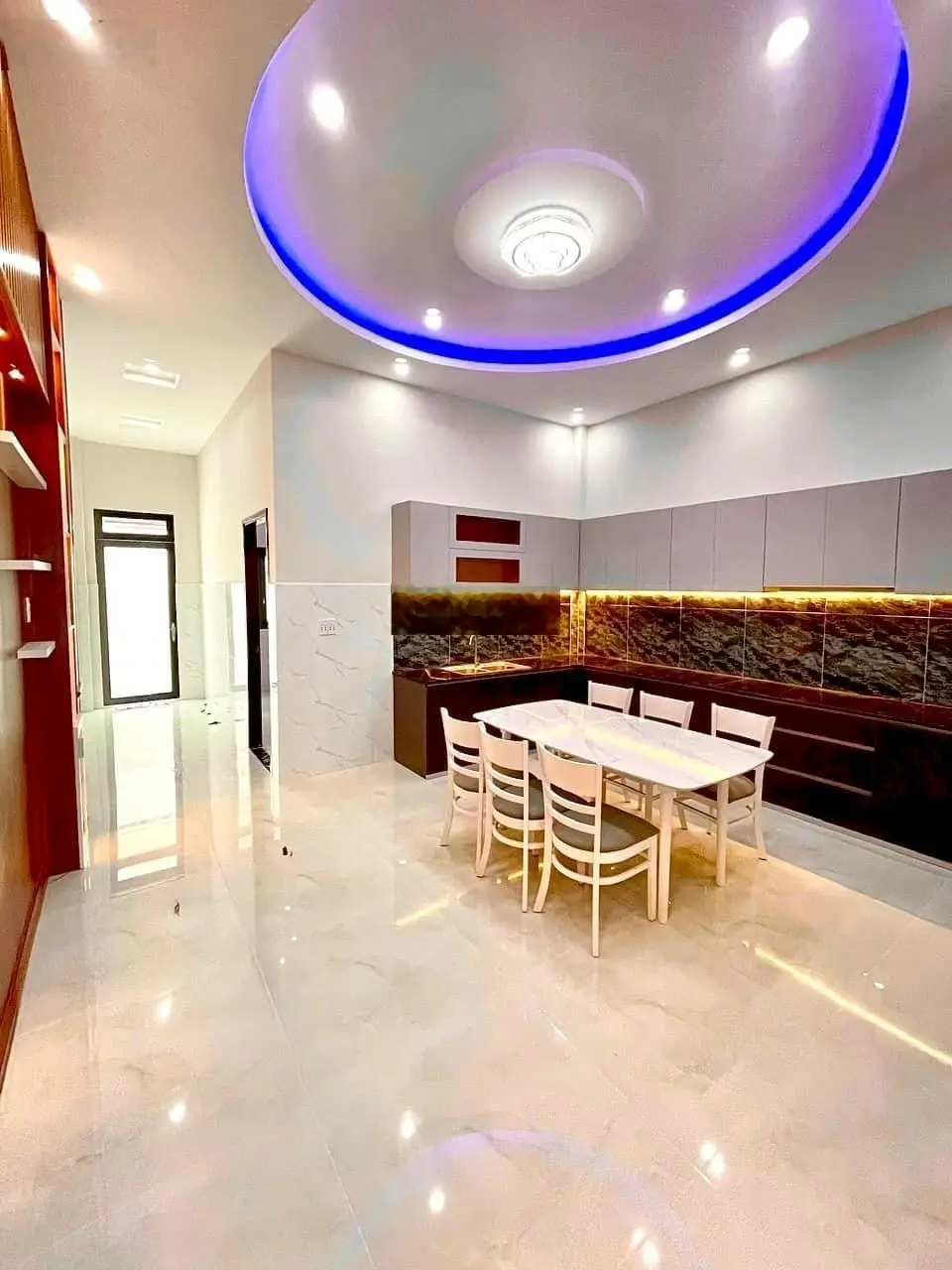 NHÀ MẶT TIỀN ĐƯỜNG 8m ngay Chợ, Khu Công Nghiệp Đ.Trịnh Như Khuê (60m2) chỉ 1Tỷ400triệu SHR