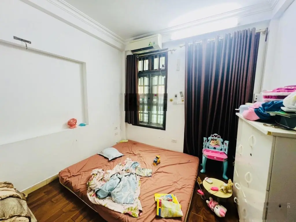 Bán nhà phố vọng q. hbt- lô góc- 20m ra ô tô- nhà đẹp full nội thất 26m2- 5 tầng- mt 5.6m. 6.45 tỷ