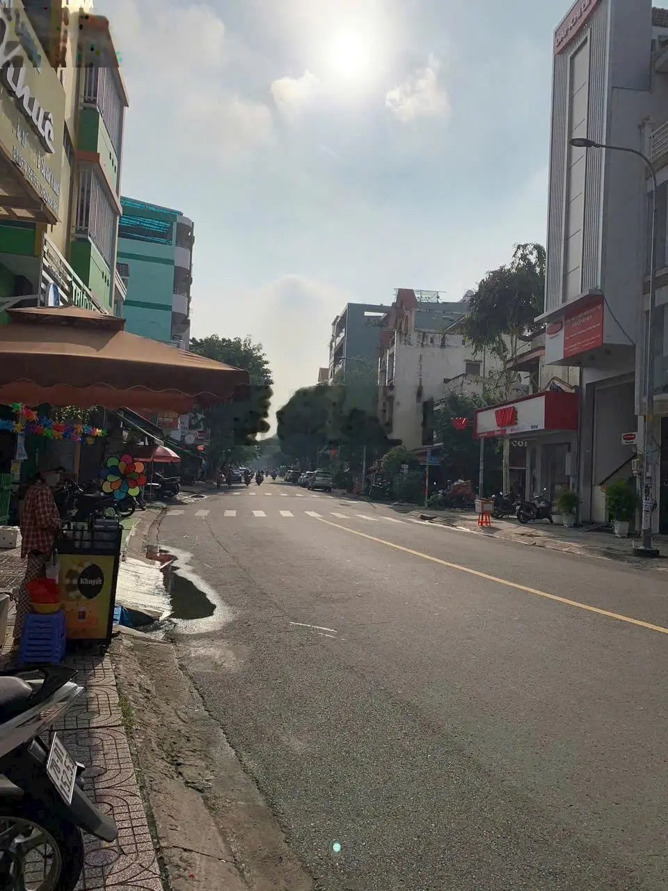 Chủ gửi bán nhà 1 trệt 4 lầu, xây tâm huyết, MT đường Trần Hưng Đạo P Tân Thành Quận Tân Phú