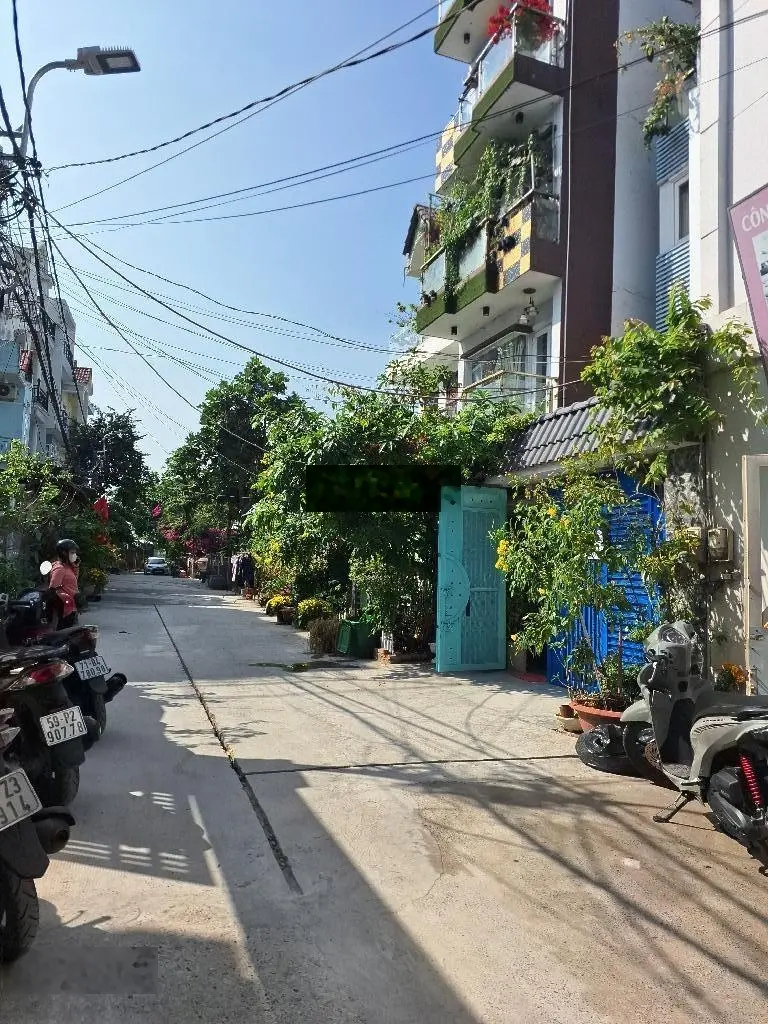 Nhà phố hiện đại 3 tầng full nội thất- ô tô 7 chỗ ngủ trong nhà - 60m2 - ngang 4m - giá tốt 5.7t tl