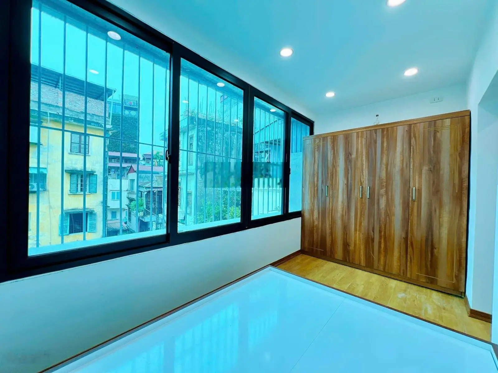 Hiếm! Chỉ 3,78 tỷ tập thể Ngọc Hà, Ba Đình, Lô Góc, gần công viên, sổ to, 100m2, 3pn 2wc nhà đẹp