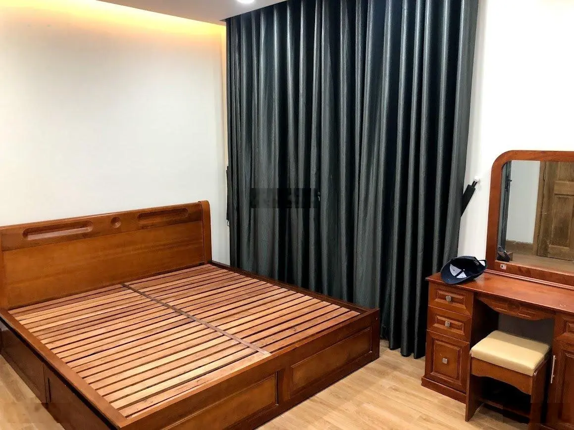 Nhà 120m2 đất - gần đường Trần Ngọc Diện - Xây 3 tầng - P. Thảo Điền