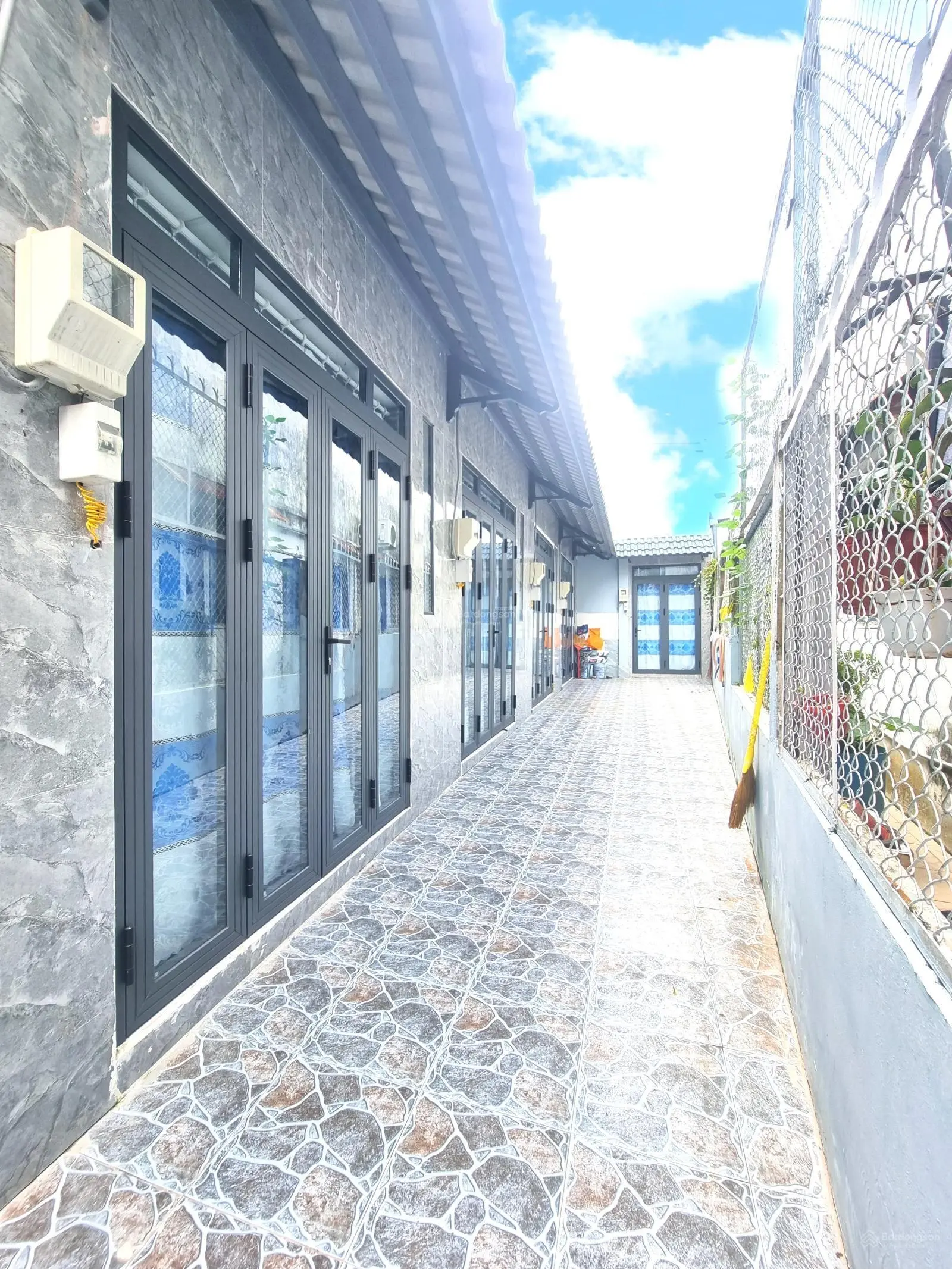 Nhà đẹp, giá tốt vào ở liền Quận 7 Huỳnh Tấn Phát