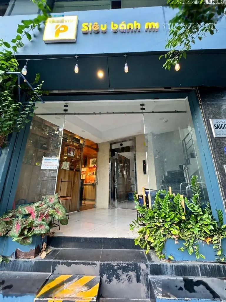 Bán nhà 3 mặt tiền Phố Đặng Tất 100m2, 7tầng, thang máy hàng hiếm P. Tân Định Q1 dòng tiền 120tr/th