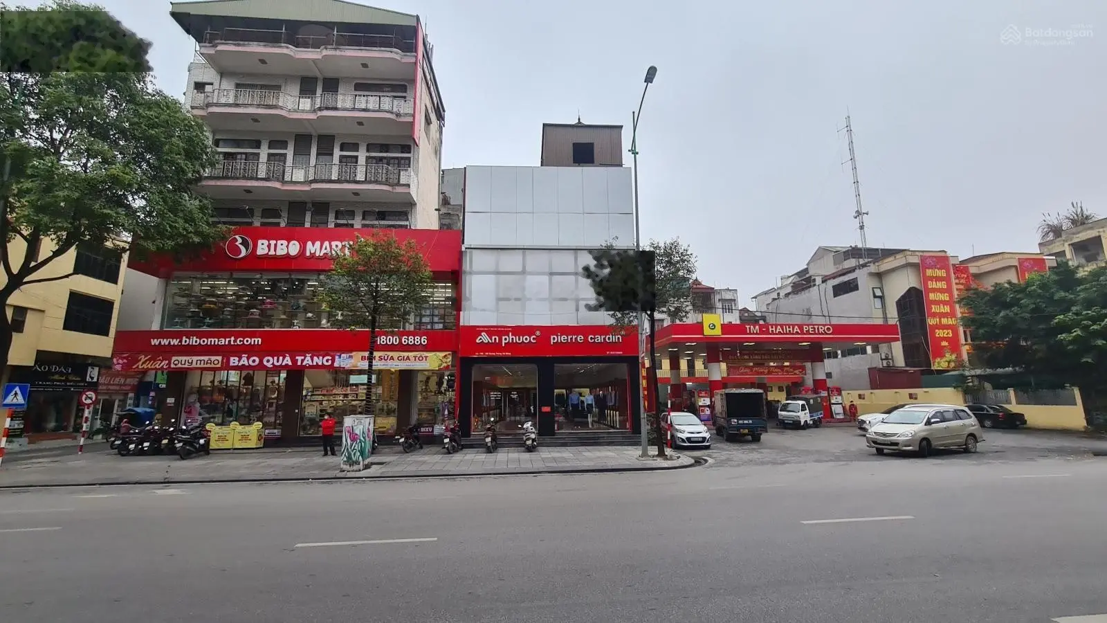 Bán tòa nhà 10 tầng, mặt tiền 6,6m phố Trần Duy Hưng, vị trí cách phố đúng 1 nhà, giá: 32 tỷ