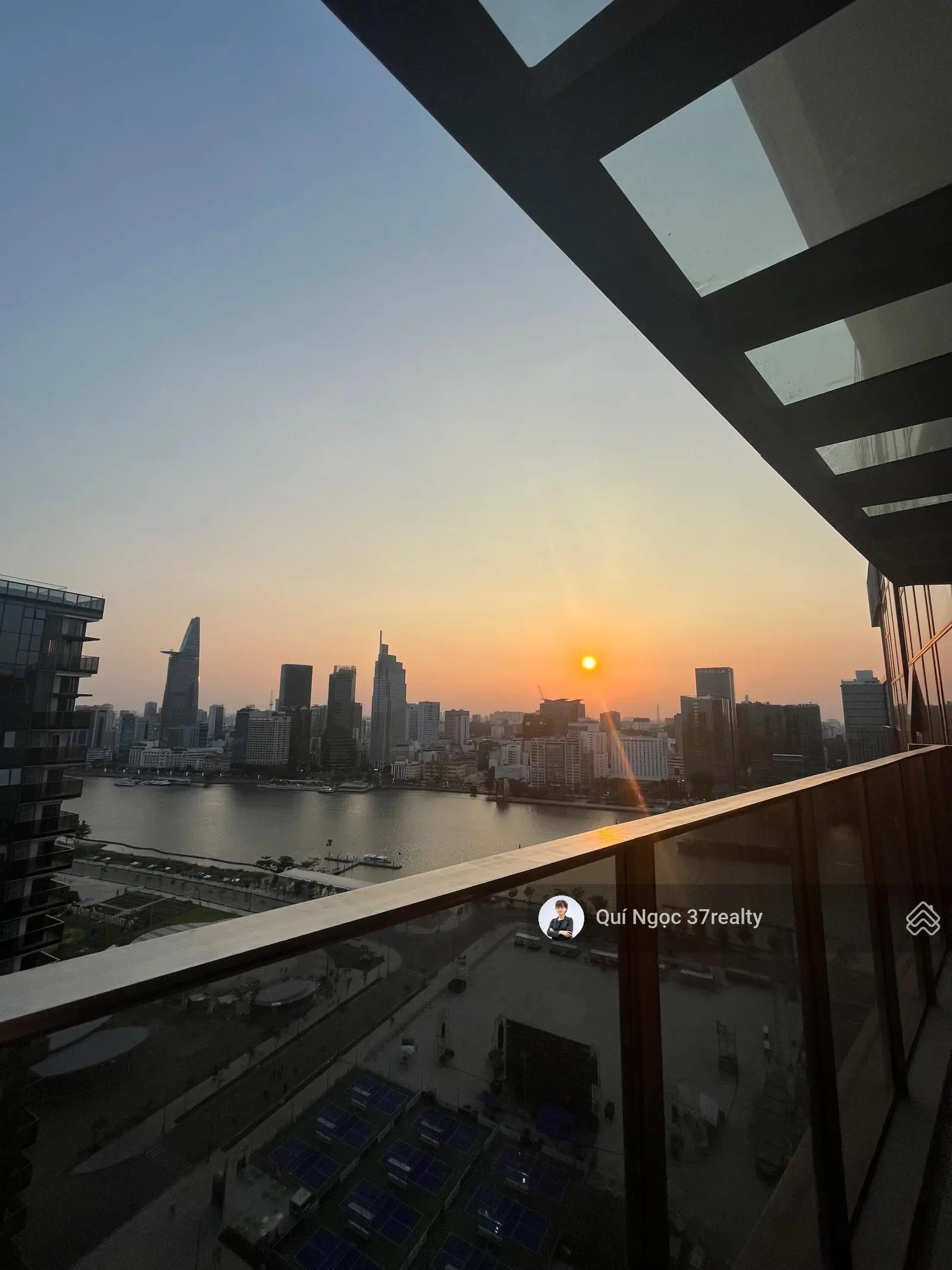 Bán cặp Loft hoa hậu Opera 5PN view sông Q1