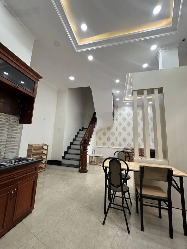 Mua nhà tặng toàn bô nội thất. Sở hữu biệt thự giá tốt nhất trung tâm thành phố Thủ Đức.