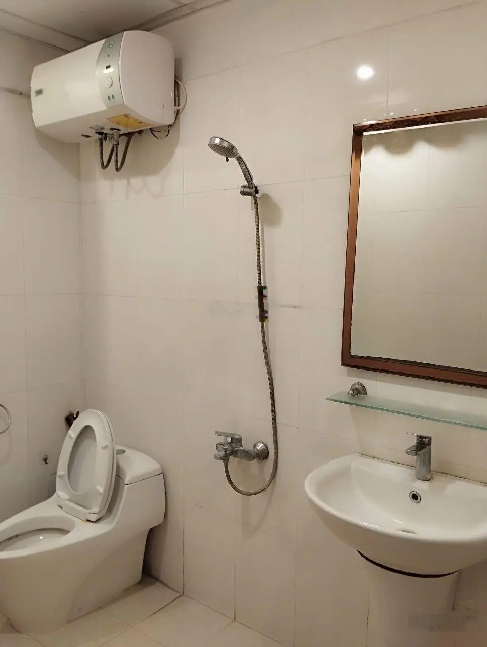 Bán nhà Phùng Chí Kiên - 220tr/m2 khu phân lô ngõ 61 thông rộng - 35m2*4 tầng*mt 3m* chỉ nhỉnh 7 tỷ