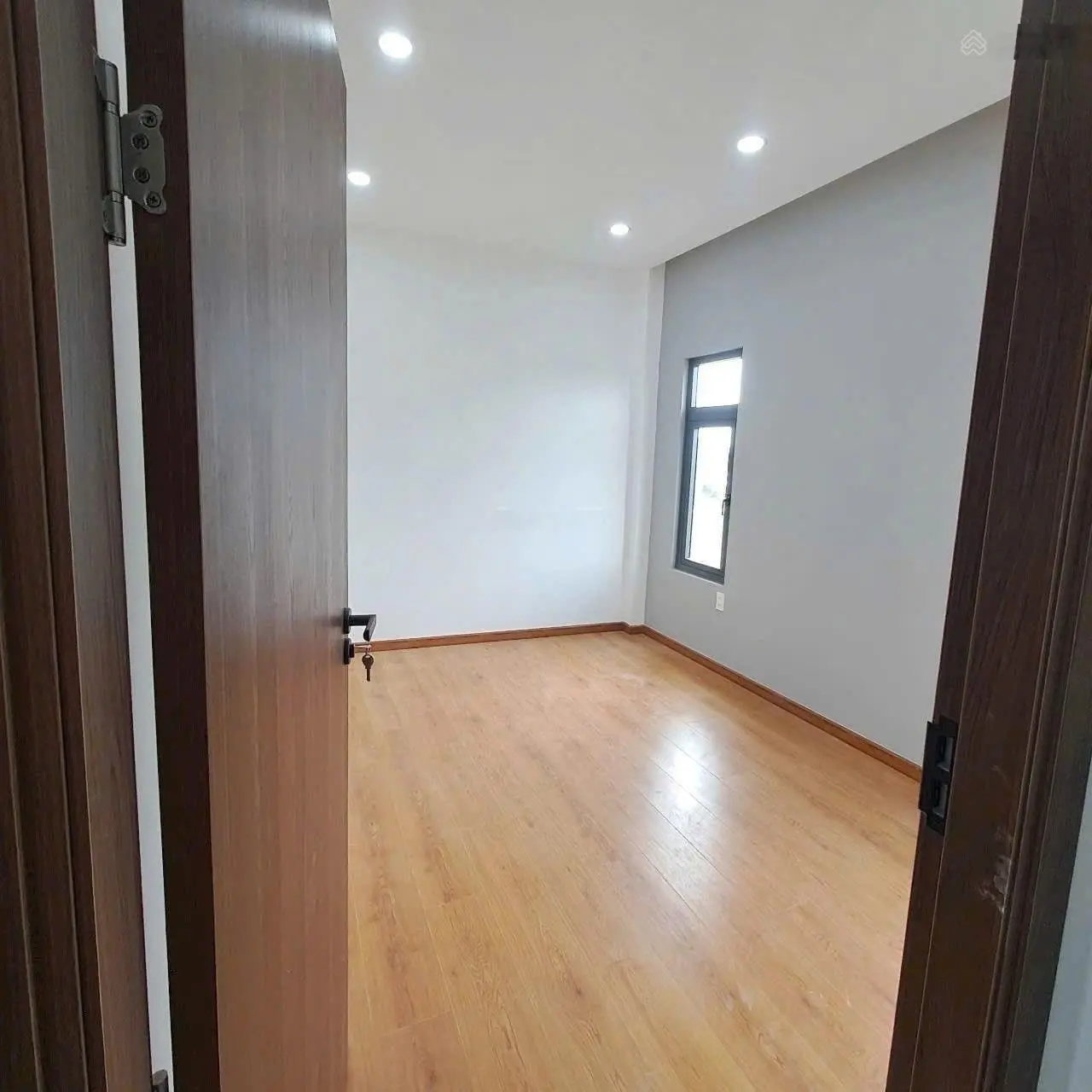 Nhà mới 1 trệt 1 lầu DT sử dụng 136m2 SHR hoàn công đủ Đường Tỉnh lộ 2, Tân Phú Trung giá 2 tỷ 7
