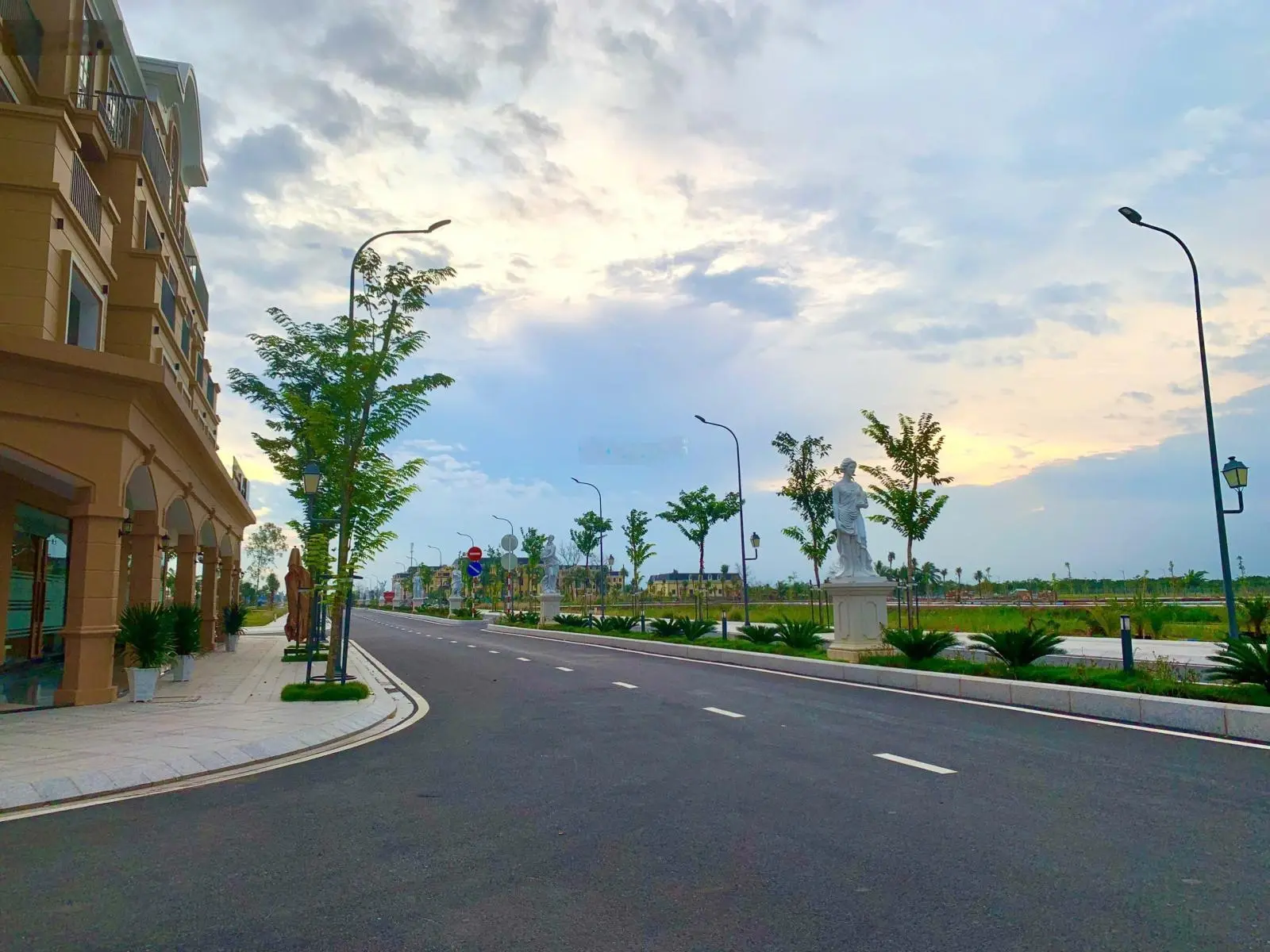 Đất nền Tây SG thanh toán 15 tháng, nhận nền ngay, chỉ 1.8 tỷ/nền 108m2, 6x18 (m), MB cho vay 65%.