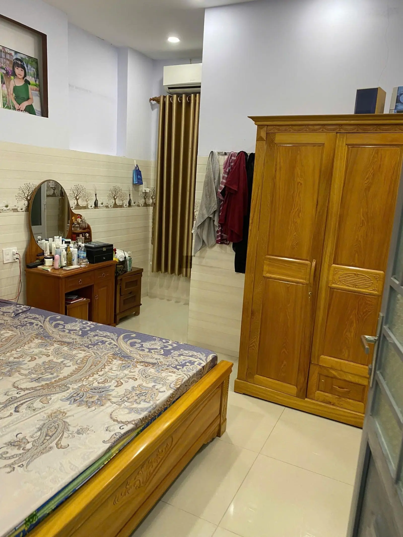 Nhân - Nhà Mặt Tiền Dã Tượng 76m2 4 pn 4wc đường rộng 30m vỉa hè rộng 6m,gần biển